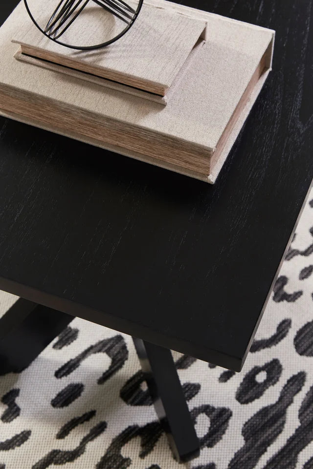 Yumi Black Cocktail Table