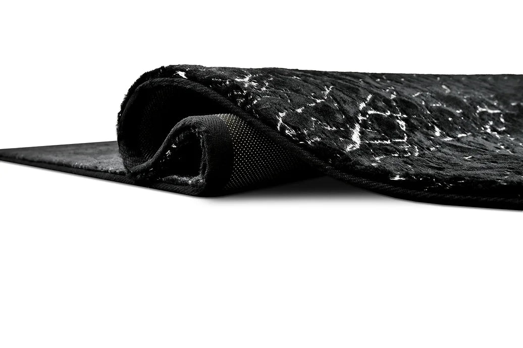 NE Rabbit Black/Silver