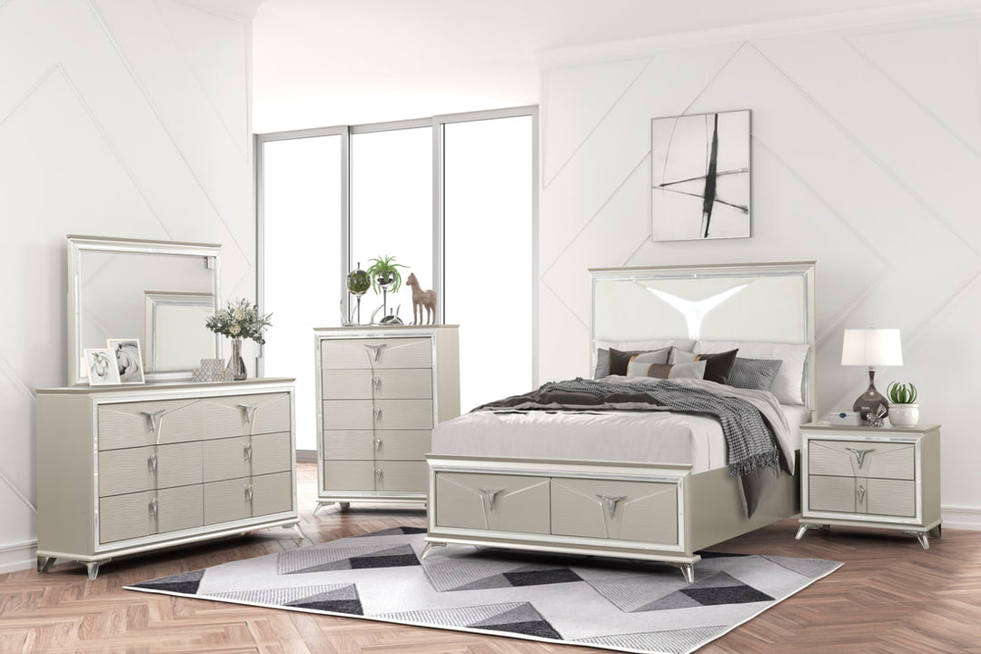Master 4-Piece Bedroom Set (Bed, Dresser, Mirror, & Nightstand)