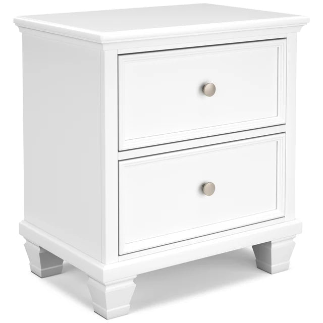 White 5-Piece Bedroom Set (Bed, Dresser, Mirror, Chest & Nightstand)