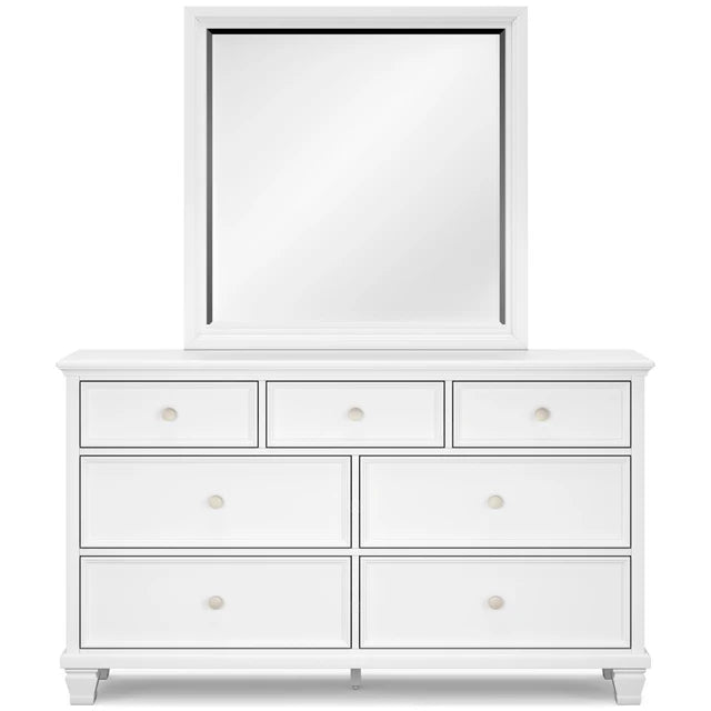 White 5-Piece Bedroom Set (Bed, Dresser, Mirror, Chest & Nightstand)