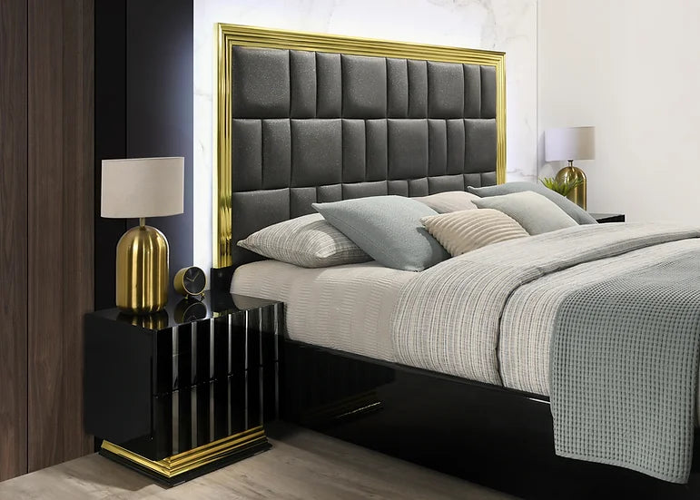 Lila Black/Gold LED Platform Bedroom Set