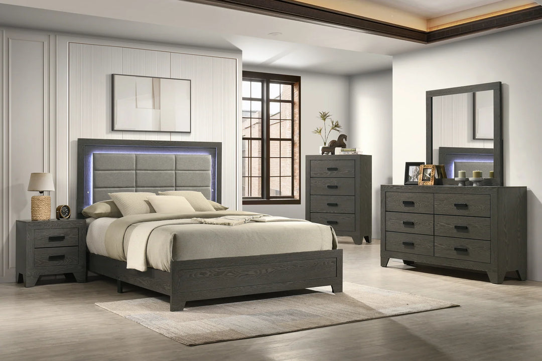 Richfield 5-Piece Bedroom Set (Bed, Dresser, Mirror, Chest & Nightstand)